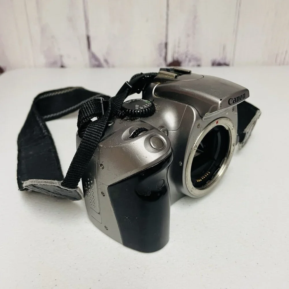 Canon EOS Digital Rebel 6.3MP DSLR DS6041 Camera Body Only With Battery